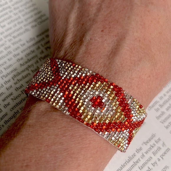 NWOT - Handmade Beaded Loomed Cuff - Picture 2 of 3